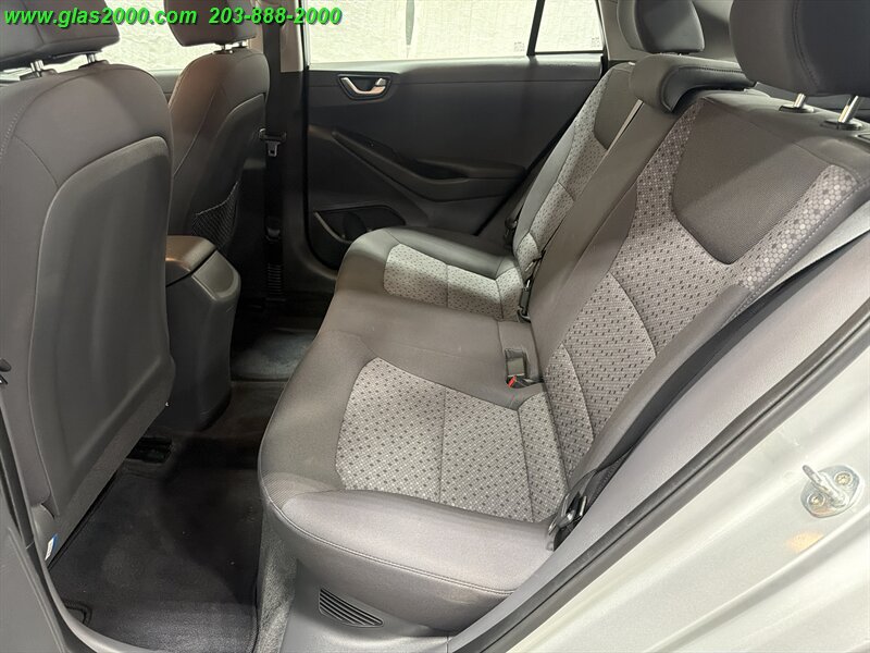 2018 Hyundai IONIQ Hybrid Blue - Photo 9 - Bethany, CT 06524