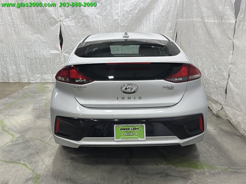 2018 Hyundai IONIQ Hybrid Blue - Photo 20 - Bethany, CT 06524