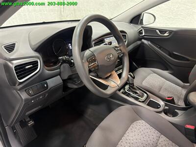 2018 Hyundai IONIQ Hybrid Blue - Photo 3 - Bethany, CT 06524