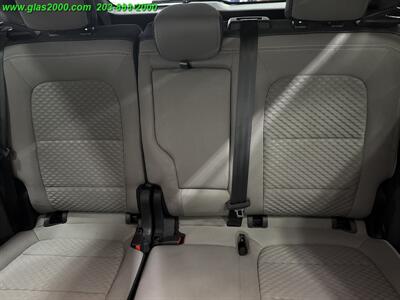 2020 Ford Escape Hybrid SE Sport   - Photo 24 - Bethany, CT 06524