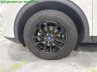 2020 Ford Escape Hybrid SE Sport   - Photo 16 - Bethany, CT 06524