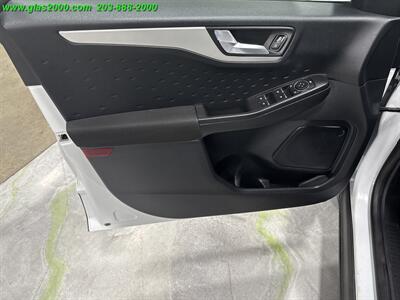 2020 Ford Escape Hybrid SE Sport   - Photo 25 - Bethany, CT 06524