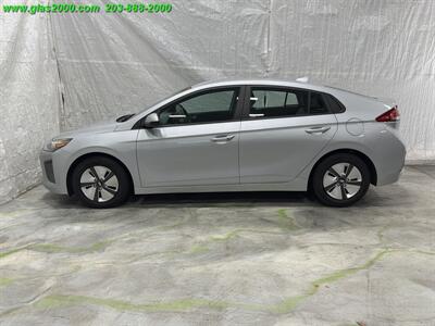2021 Hyundai IONIQ Hybrid Blue   - Photo 13 - Bethany, CT 06524