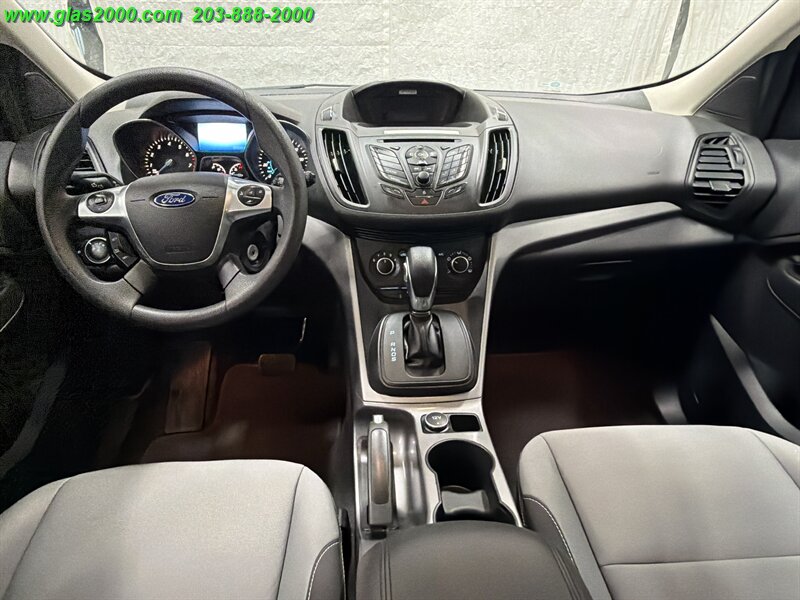 2016 Ford Escape SE - Photo 6 - Bethany, CT 06524