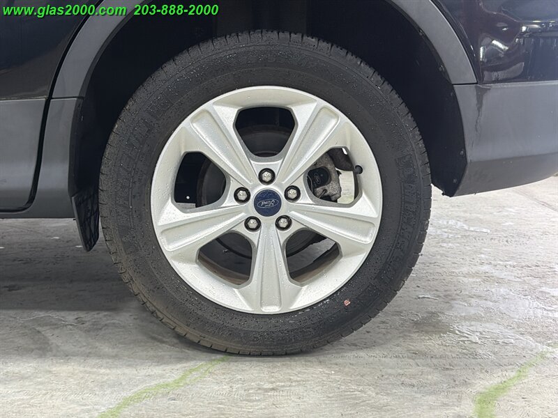 2016 Ford Escape SE - Photo 16 - Bethany, CT 06524