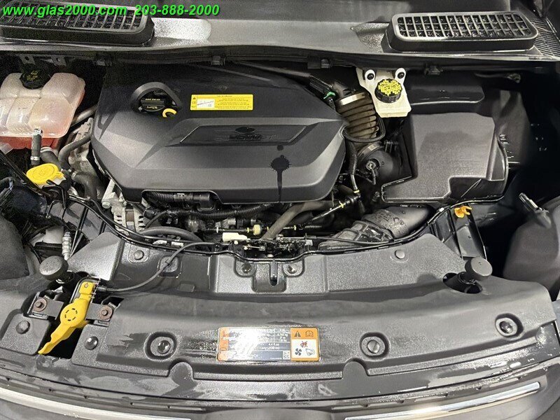2016 Ford Escape SE - Photo 12 - Bethany, CT 06524