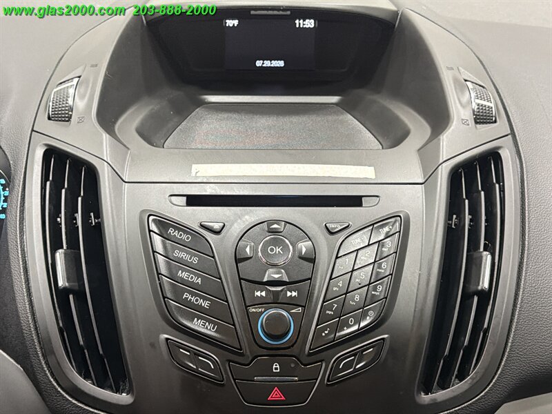 2016 Ford Escape SE - Photo 17 - Bethany, CT 06524