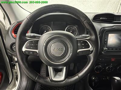 2016 Jeep Renegade Trailhawk   - Photo 4 - Bethany, CT 06524