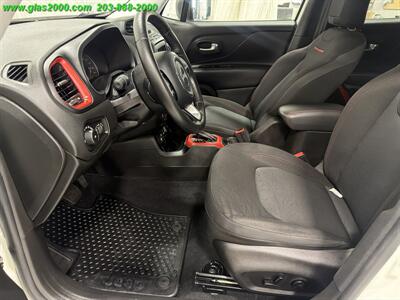 2016 Jeep Renegade Trailhawk   - Photo 17 - Bethany, CT 06524