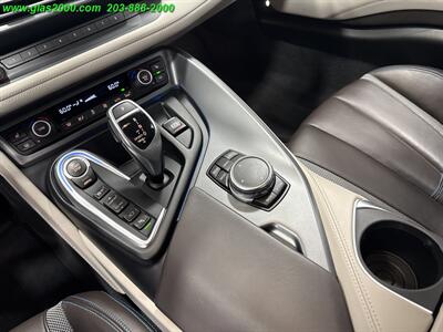 2016 BMW i8   - Photo 34 - Bethany, CT 06524