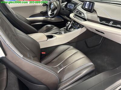 2016 BMW i8   - Photo 5 - Bethany, CT 06524