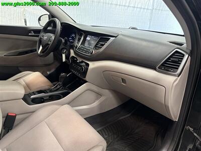 2018 Hyundai Tucson SE   - Photo 5 - Bethany, CT 06524
