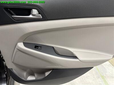 2018 Hyundai Tucson SE   - Photo 26 - Bethany, CT 06524