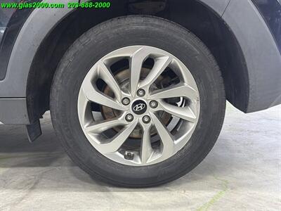 2018 Hyundai Tucson SE   - Photo 16 - Bethany, CT 06524