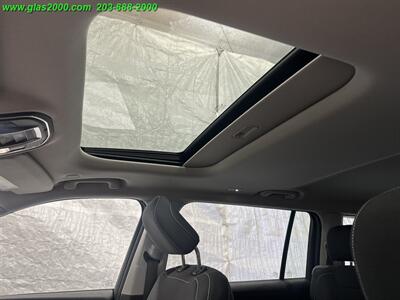 2023 Jeep Grand Cherokee Laredo   - Photo 12 - Bethany, CT 06524