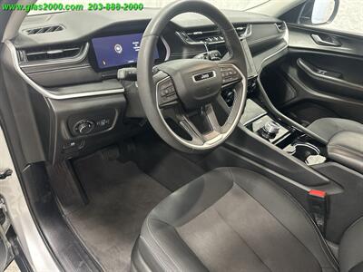 2023 Jeep Grand Cherokee Laredo   - Photo 3 - Bethany, CT 06524