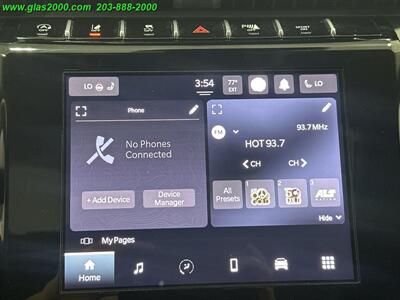 2023 Jeep Grand Cherokee Laredo   - Photo 17 - Bethany, CT 06524