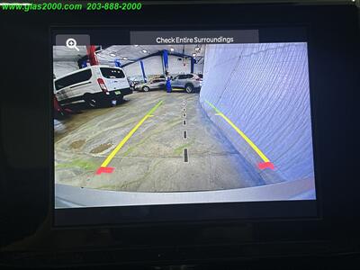 2023 Jeep Grand Cherokee Laredo   - Photo 11 - Bethany, CT 06524