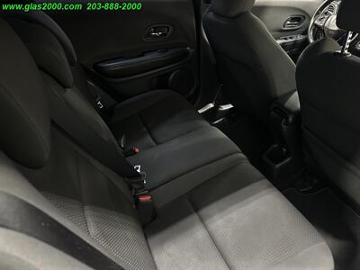 2019 Honda HR-V Sport   - Photo 10 - Bethany, CT 06524