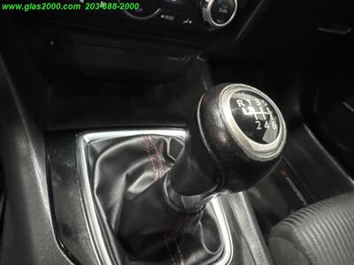 2015 Mazda MAZDA3 i Touring   - Photo 11 - Bethany, CT 06524