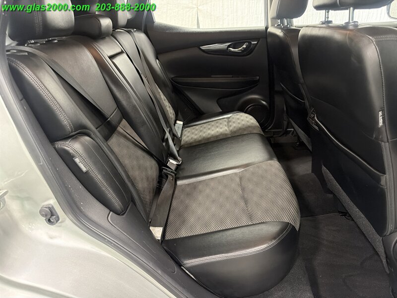 2022 Nissan Rogue SPORT SV - Photo 10 - Bethany, CT 06524