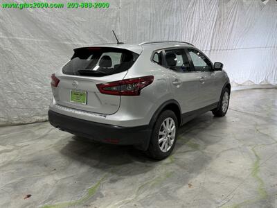 2022 Nissan Rogue SPORT SV - Photo 8 - Bethany, CT 06524