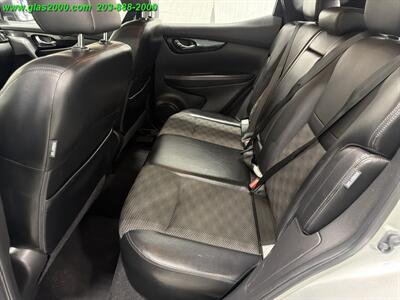 2022 Nissan Rogue SPORT SV - Photo 9 - Bethany, CT 06524