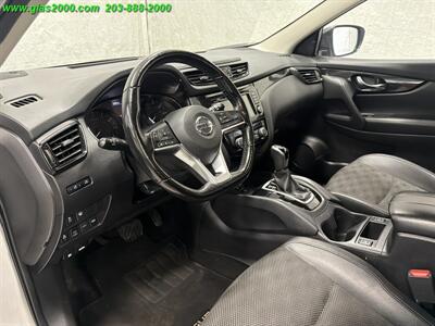 2022 Nissan Rogue SPORT SV - Photo 3 - Bethany, CT 06524