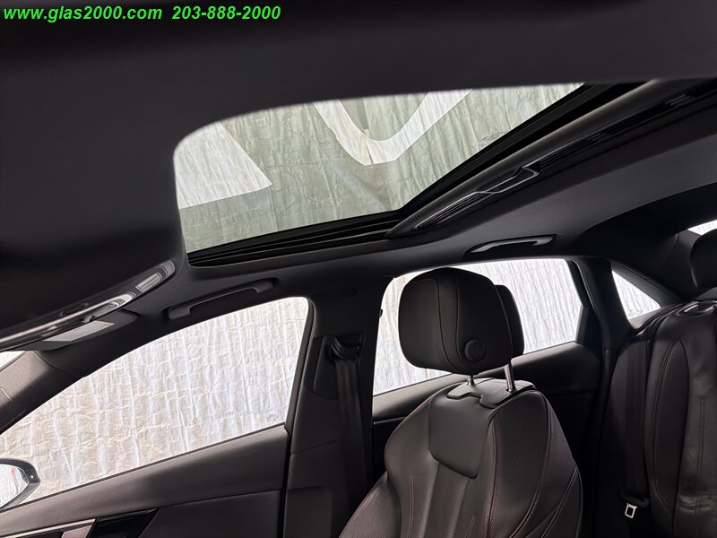 2018 Audi A4 2.0T Premium Plus quattro - Photo 12 - Bethany, CT 06524