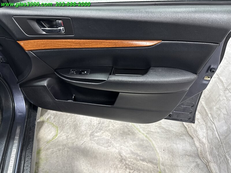 2014 Subaru Outback 2.5i Limited - Photo 26 - Bethany, CT 06524