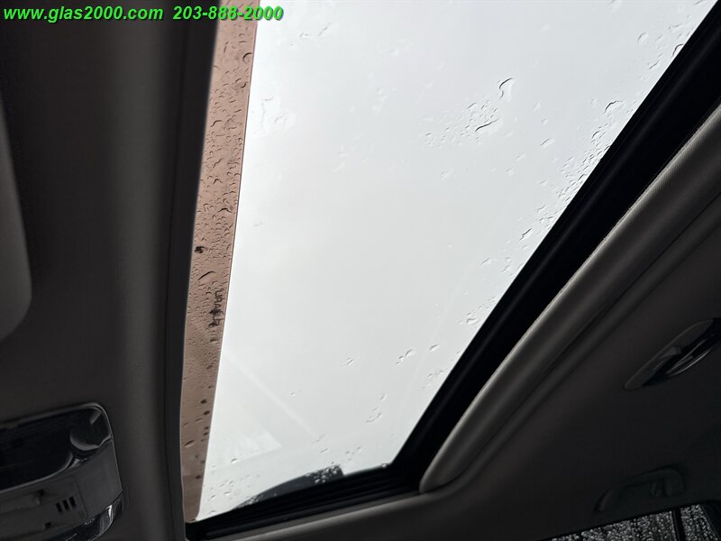 2014 Subaru Outback 2.5i Limited - Photo 12 - Bethany, CT 06524