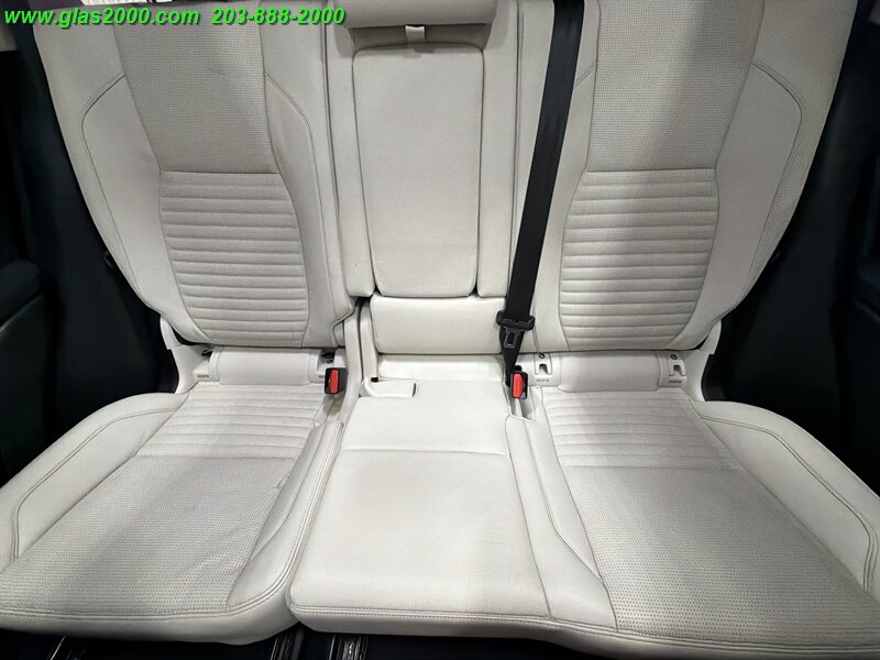 2020 Land Rover Discovery Sport P250 SE - Photo 32 - Bethany, CT 06524