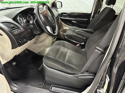 2017 Dodge Grand Caravan SE - Photo 3 - Bethany, CT 06524