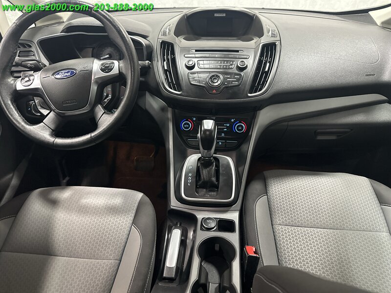 2018 Ford C-MAX Hybrid SE - Photo 6 - Bethany, CT 06524