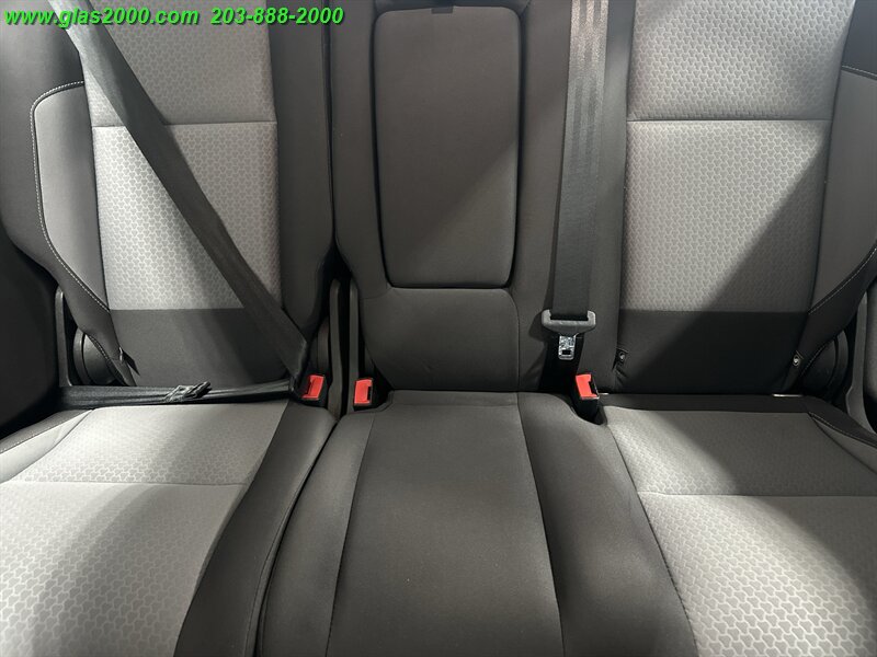 2018 Ford C-MAX Hybrid SE - Photo 24 - Bethany, CT 06524