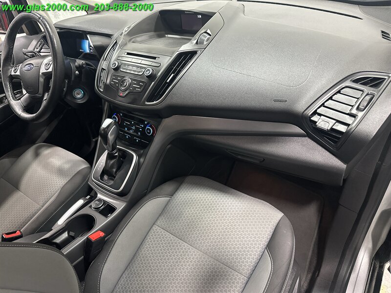 2018 Ford C-MAX Hybrid SE - Photo 5 - Bethany, CT 06524