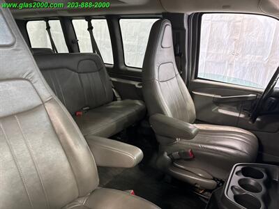 2020 Chevrolet Express LS Passenger   - Photo 29 - Bethany, CT 06524