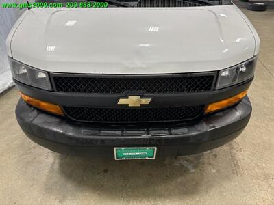 2020 Chevrolet Express LS Passenger   - Photo 24 - Bethany, CT 06524