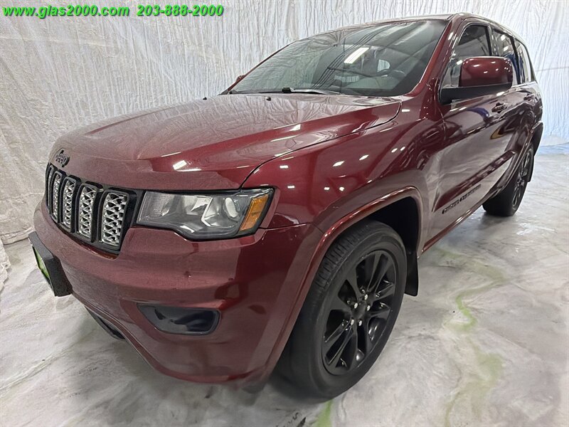 2019 Jeep Grand Cherokee Laredo   - Photo 1 - Bethany, CT 06524