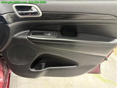 2019 Jeep Grand Cherokee Laredo   - Photo 26 - Bethany, CT 06524