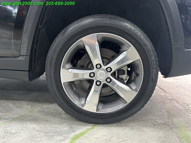 2022 Jeep Grand Cherokee Limited - Photo 16 - Bethany, CT 06524