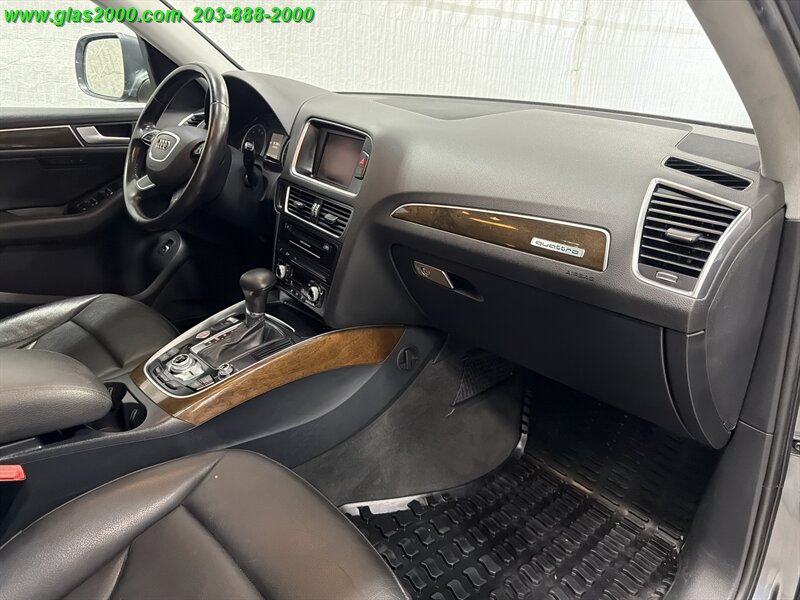 2013 Audi Q5 2.0T quattro Premium Plus - Photo 5 - Bethany, CT 06524