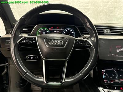 2022 Audi E-TRON quattro   - Photo 4 - Bethany, CT 06524