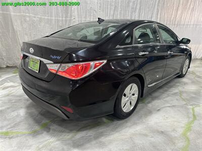 2014 Hyundai SONATA Hybrid   - Photo 8 - Bethany, CT 06524