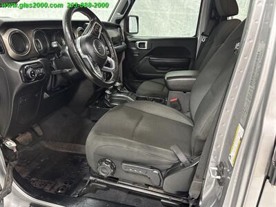 2020 Jeep Gladiator Sport   - Photo 3 - Bethany, CT 06524
