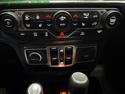 2020 Jeep Gladiator Sport   - Photo 17 - Bethany, CT 06524