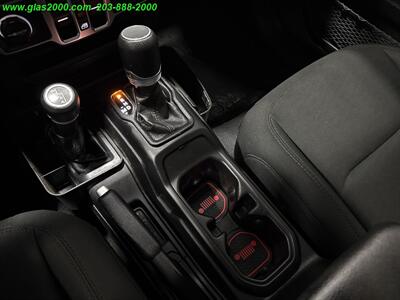 2020 Jeep Gladiator Sport   - Photo 29 - Bethany, CT 06524