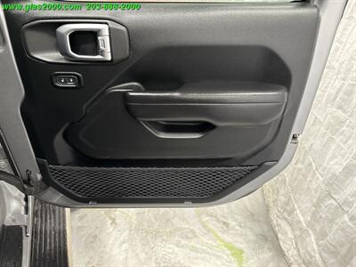 2020 Jeep Gladiator Sport   - Photo 26 - Bethany, CT 06524