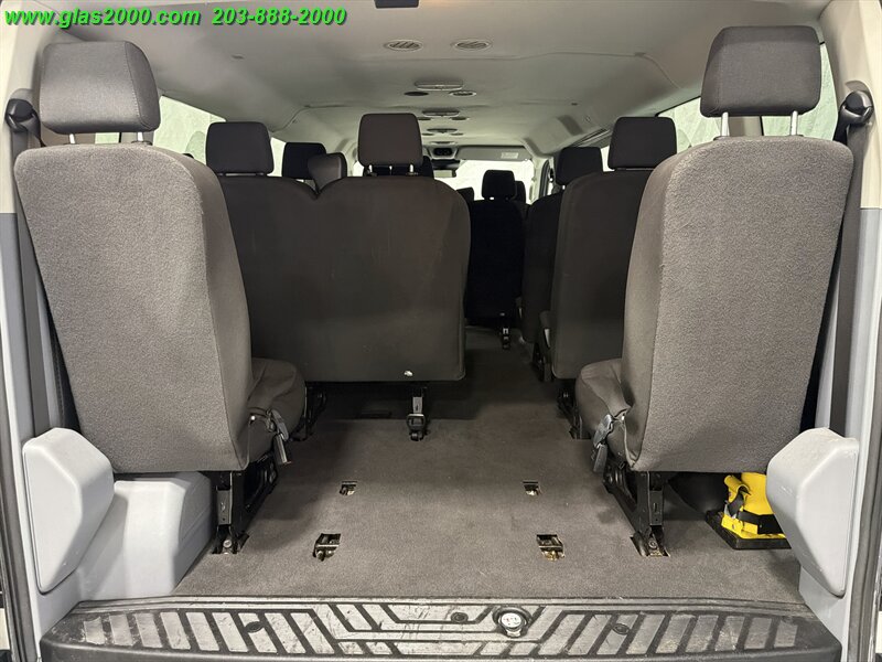 2018 Ford Transit 350 XL - Photo 10 - Bethany, CT 06524