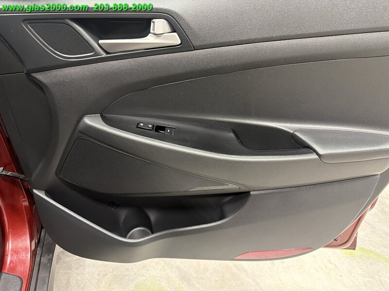 2018 Hyundai Tucson SE - Photo 26 - Bethany, CT 06524